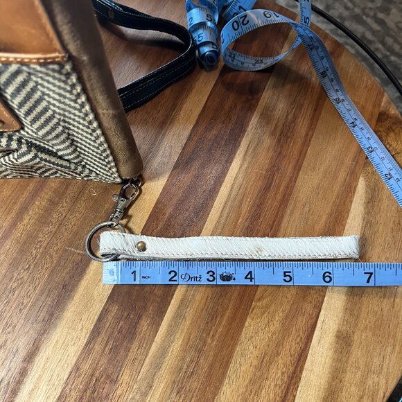 Vann & CoPrism Herringbone Cellphone Crossbody Wallet Purse - Picture 15 of 16